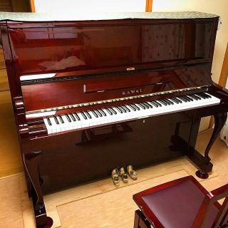 カワイ　アップライトピアノ　KL-705