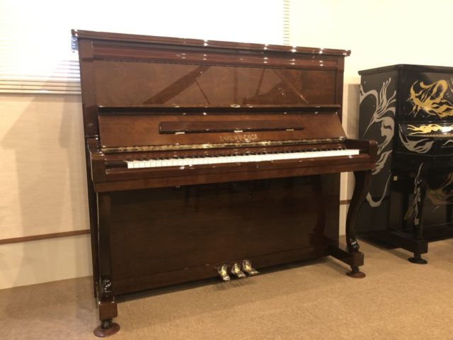 アールウィンザー W-115 ￥180,000 | 中古ピアノ販売・買取や修理なら 